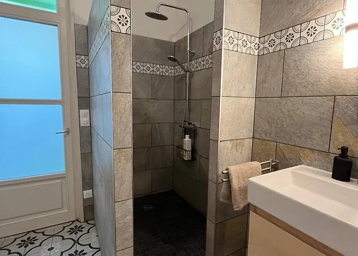 Les Mimosas Lejlighed